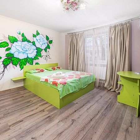 Rest Time Apartments Odessa Exterior photo