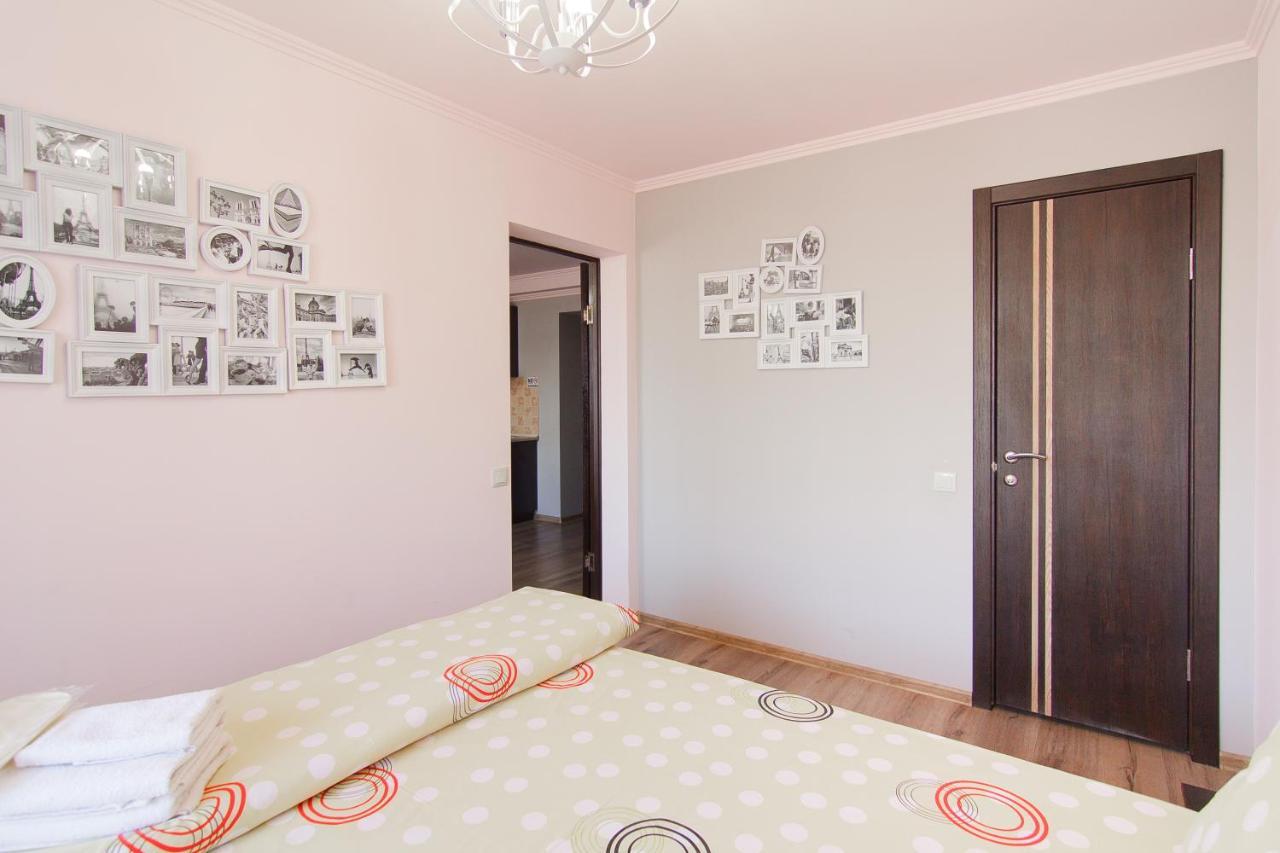 Rest Time Apartments Odessa Exterior photo