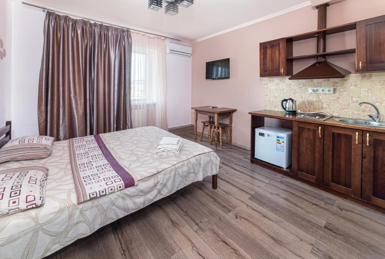 Rest Time Apartments Odessa Exterior photo