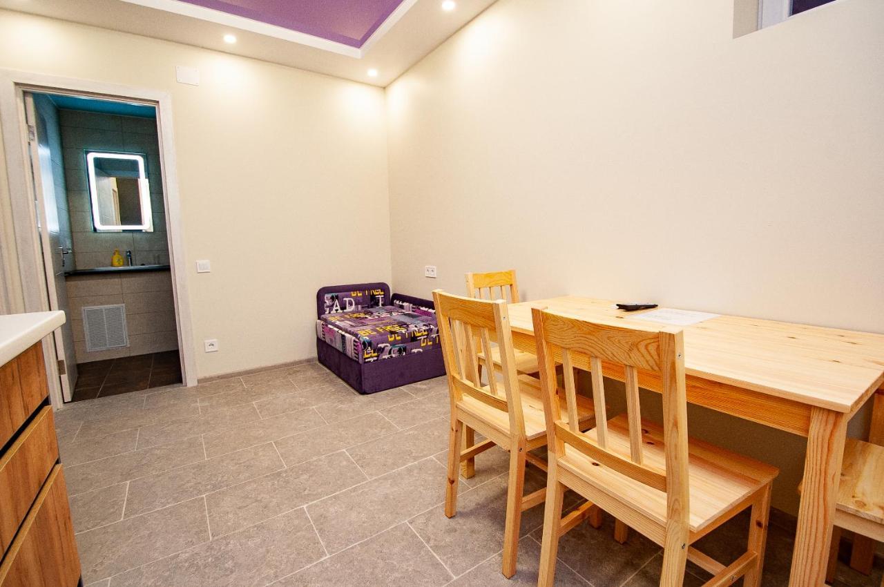 Rest Time Apartments Odessa Exterior photo