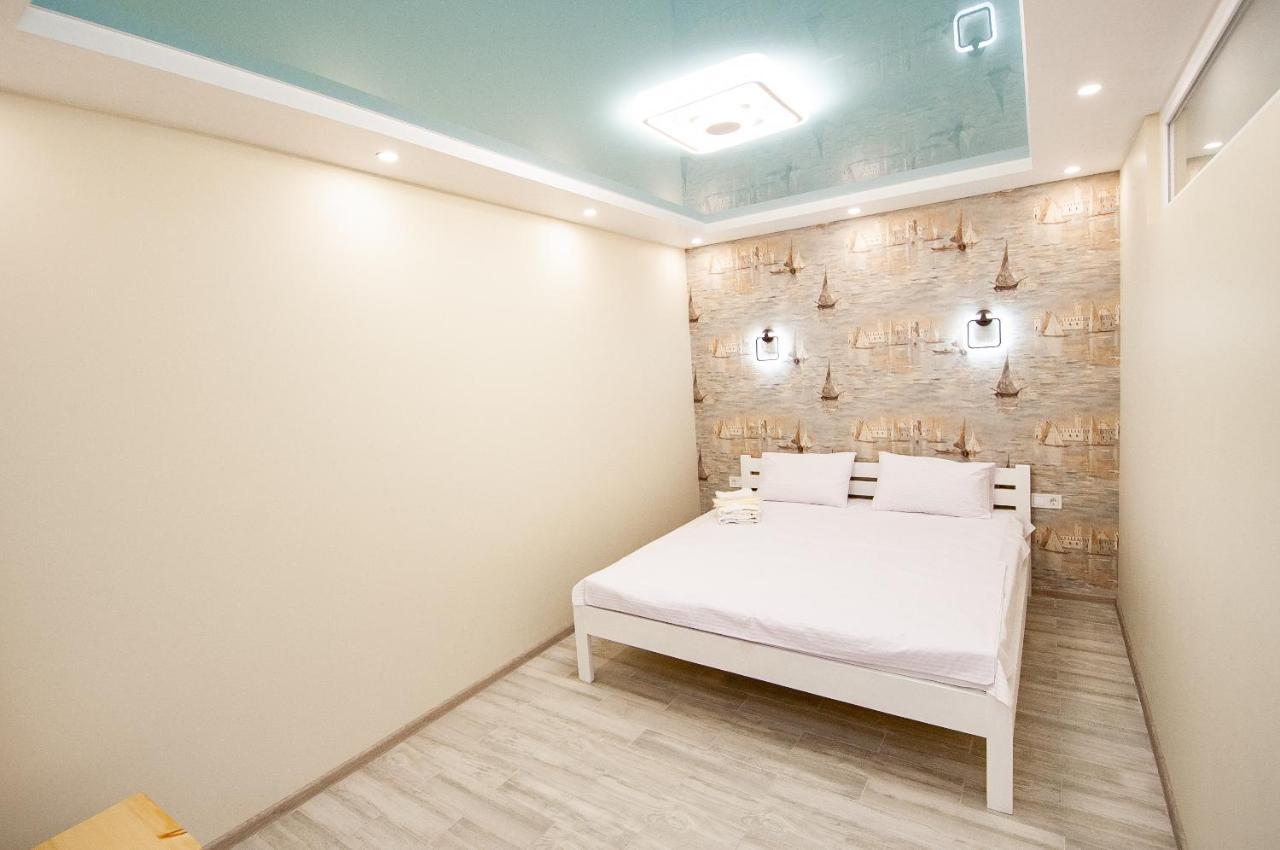Rest Time Apartments Odessa Exterior photo